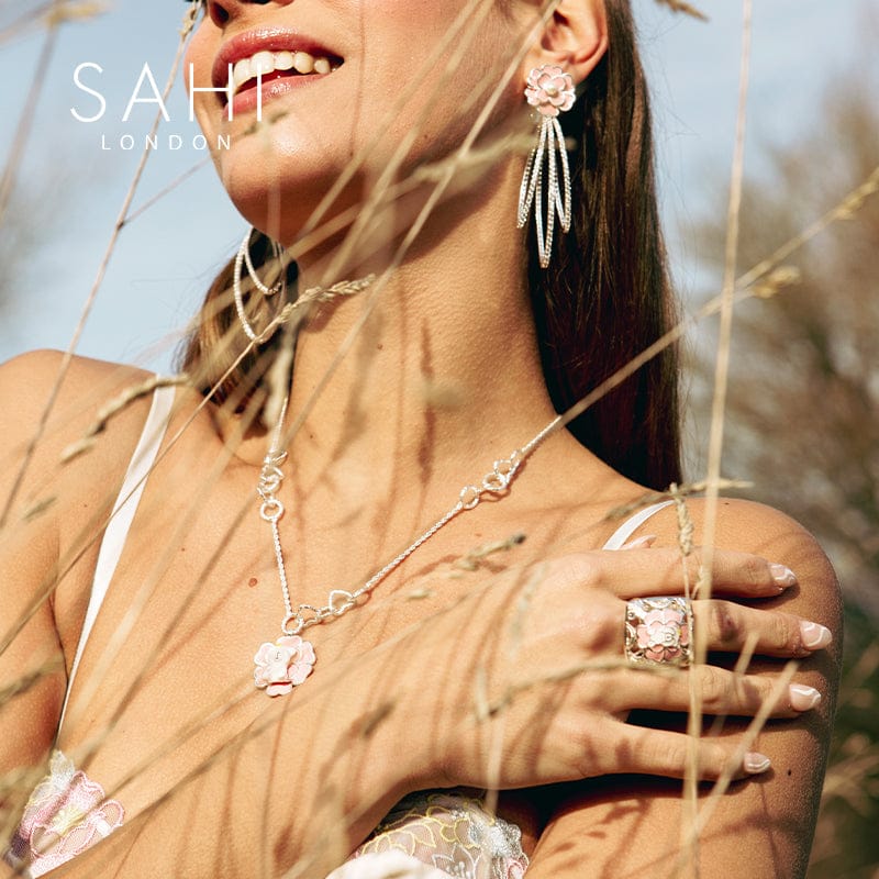 Camellia Bear Flower Pendant Necklace Image 5